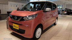 日産 デイズ ボディカラー ブロッサムピンク
