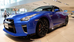 NISSAN GT-R 2020年モデル ワンガンブルー