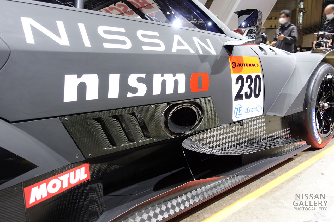 Nissan Z GT500の排気管