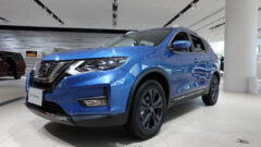 エクストレイル 20Xi レザーエディション Vセレクション[2列車]4WD (5BA-NT32型)