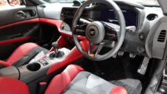 日産フェアレディZ VersionST(RZ34型)の運転席