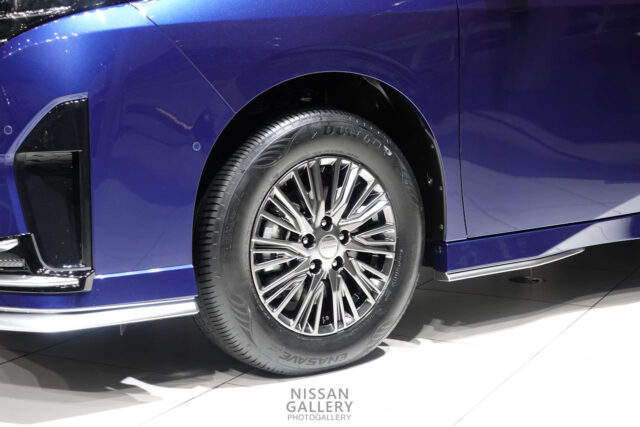 日産セレナ(C28型)のタイヤサイズ・ホイールサイズ | 日産ギャラリーフォトギャラリー