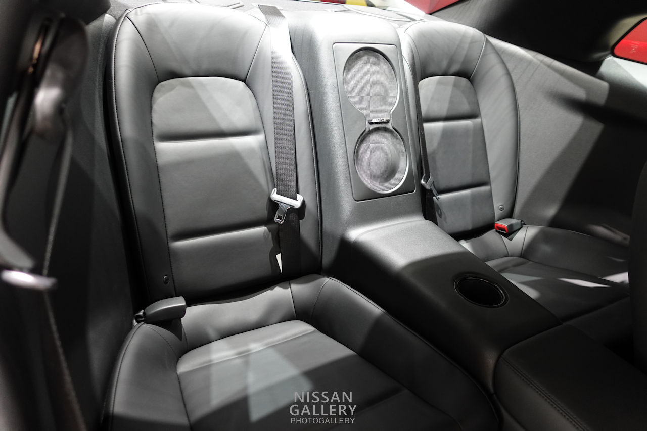 NISSAN GT-R Premium edition2024年モデルのリヤシート